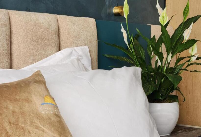 수피리어 스위트 바다 전망, Gold