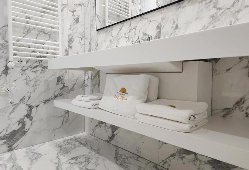 수피리어 트리플룸 바다 전망, Gold