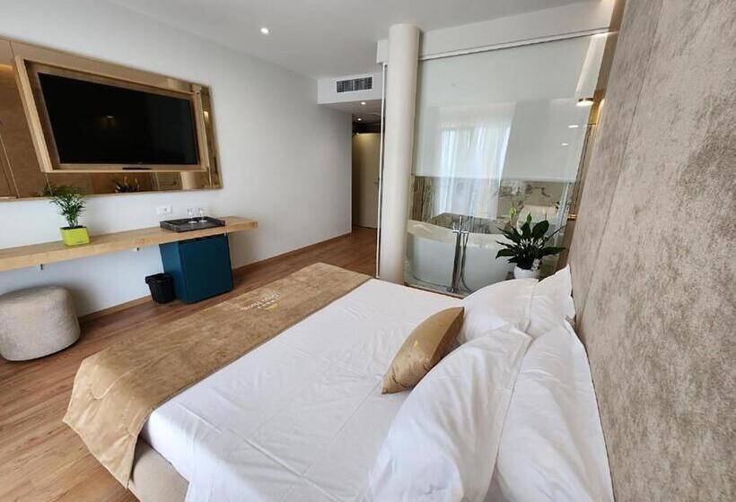 디럭스 테라스 룸 바다 전망, Gold