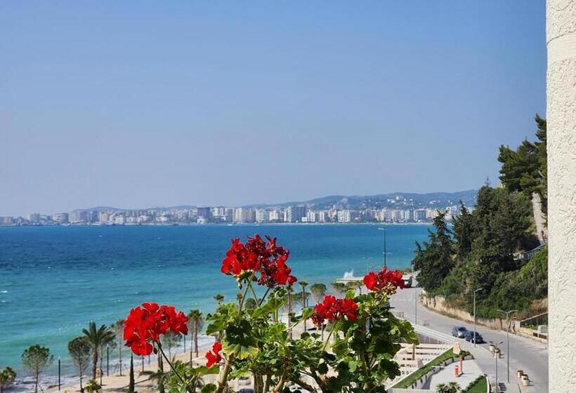 디럭스 테라스 룸 바다 전망, Gold