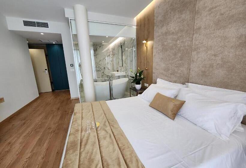 디럭스 테라스 룸 바다 전망, Gold