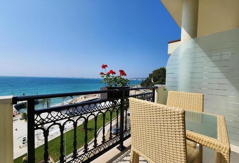 발코니가 있는 바다 전망 수피리어 룸, Gold