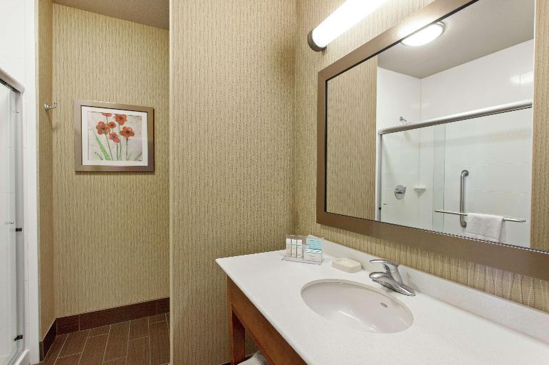 带观景的标准间, Hampton Inn Seattle/everett