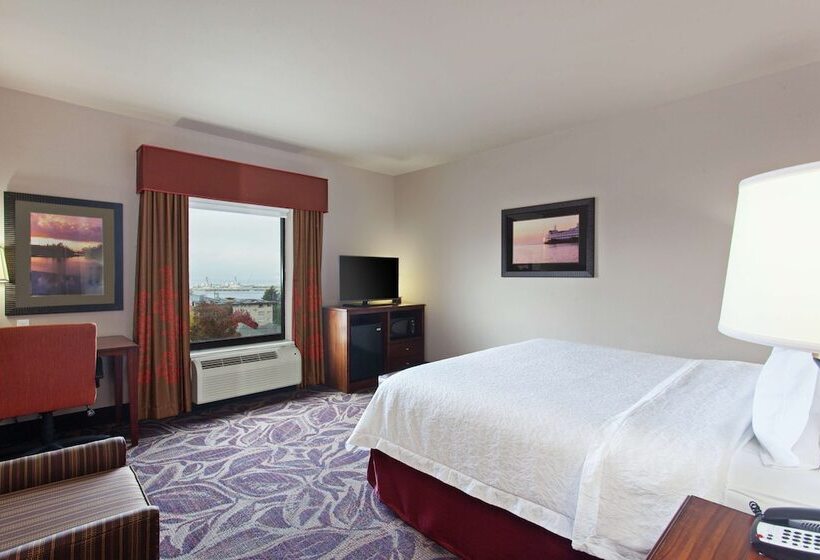 适合残疾人士使用的带双人床的标准间, Hampton Inn Seattle/everett