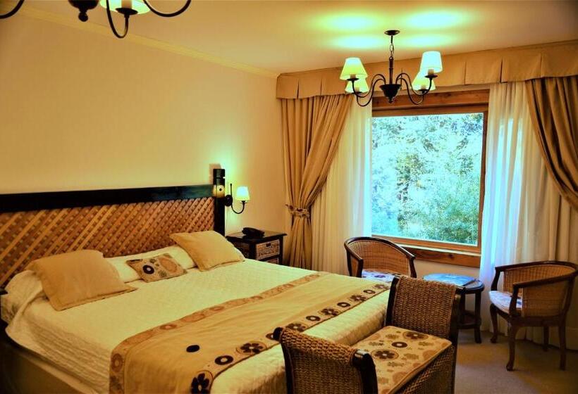 标准三人间, Hosteria Patagon