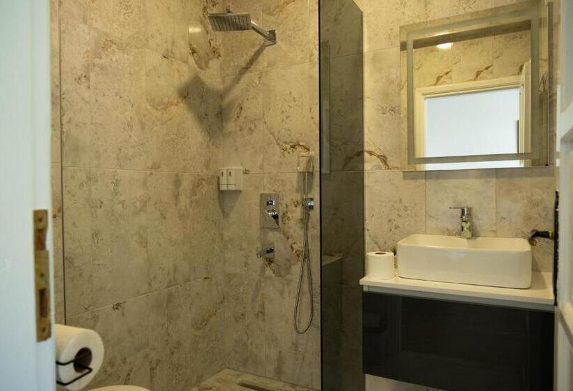 Номер Стандарт Трехместный, Kibele