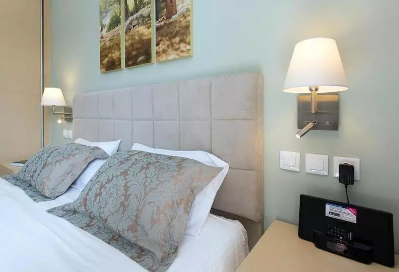 اتاق اساندارد با چشم‌انداز جانبی به دریا, Melina Bay   Boutique