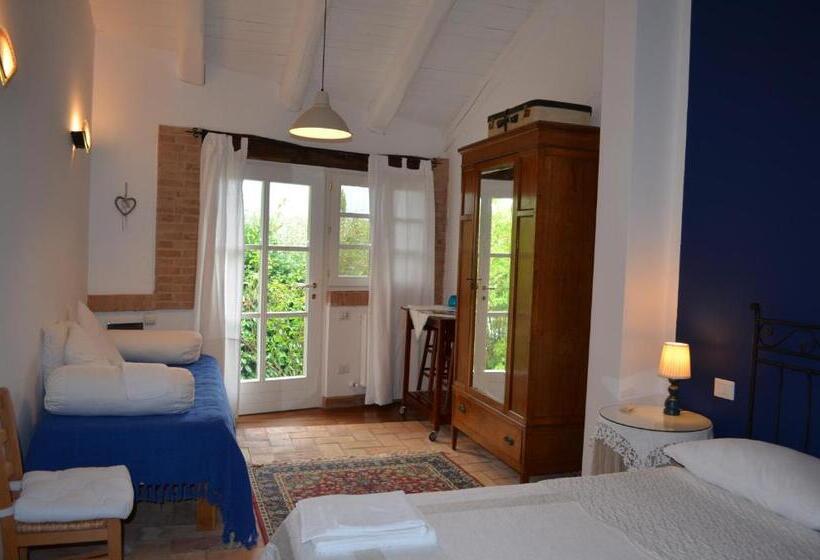 トリプルクラシックルーム, Podere Delle Rose