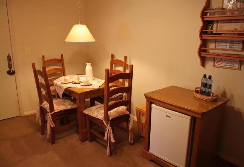 جناح غرفتين نوم, Stelter