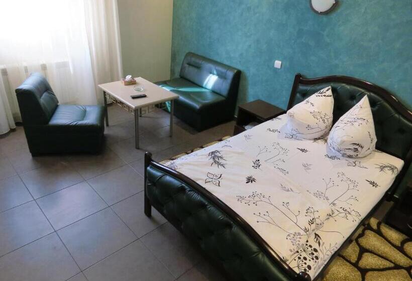 스탠다드 싱글 룸, White House