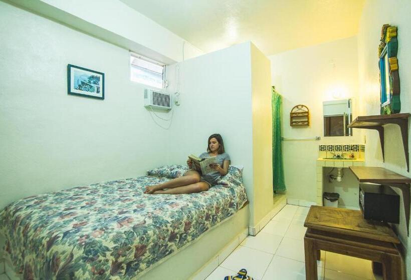 غرفة قياسية, Oasis Hostel