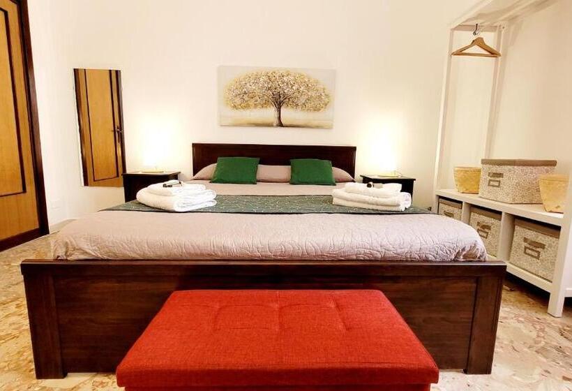 غرفة عائلية, Zanzi  S Charming Rooms