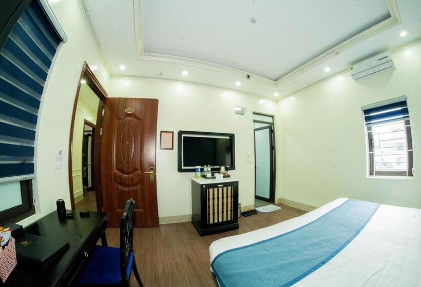 اتاق استاندارد با تخت بزرگ, Aurora Sapa