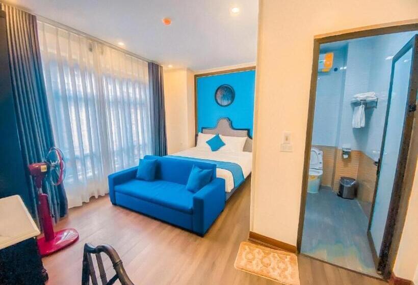 اتاق استاندارد با چشمانداز کوهستان, Aurora Sapa