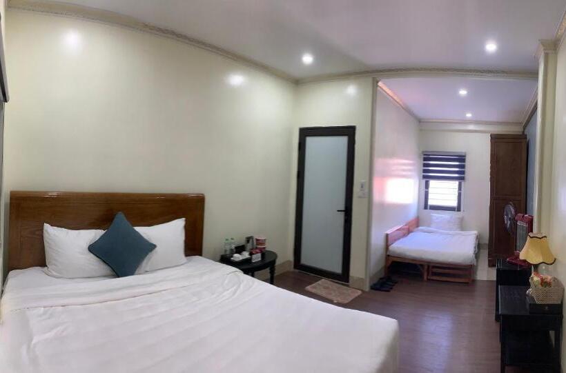 اتاق استاندارد چهار تخته, Aurora Sapa