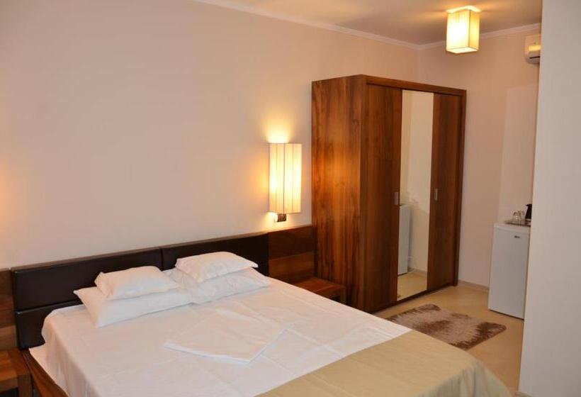 Standardrum Poolutsikt, Casa De La Mare