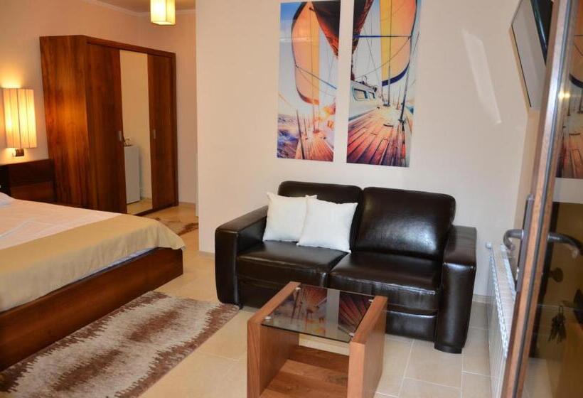 Standardrum Poolutsikt, Casa De La Mare