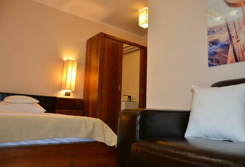 Standardrum Poolutsikt, Casa De La Mare