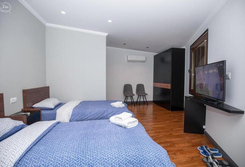 ベーシックトリプルルーム, Suite Terrace Rooms & Apartments