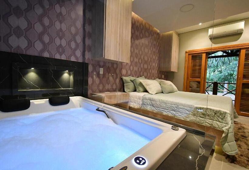 デラックスルーム, Pousada Chão De Folhas Spa Boutique