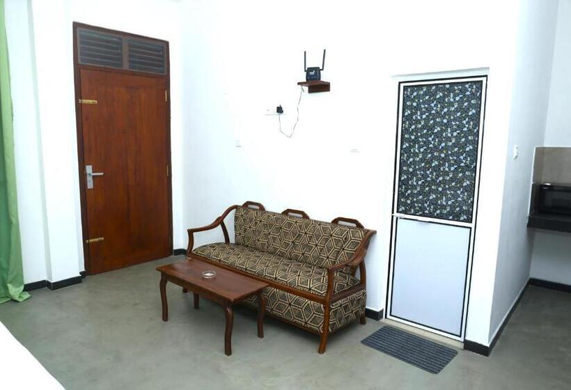 اتاق لوکس, Sandy Palms Guesthouse