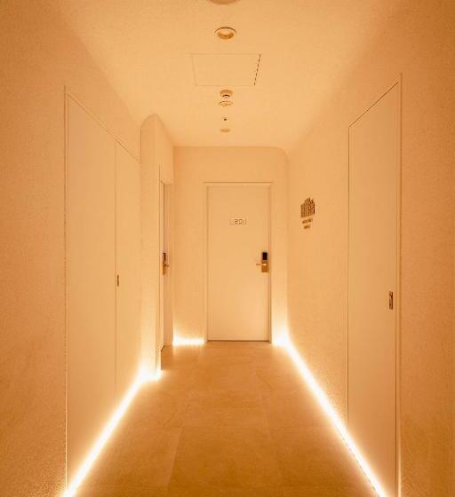 デラックスルーム, Book Hotel 神保町