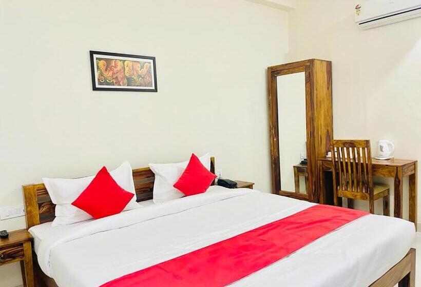 Номер Deluxe, Panchsheel Inn