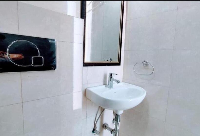 Habitació Deluxe, Panchsheel Inn