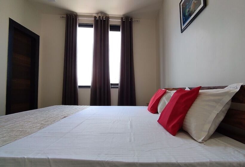Номер Deluxe, Panchsheel Inn
