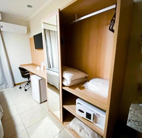 Номер Стандарт, Rainha Dos Apóstolos