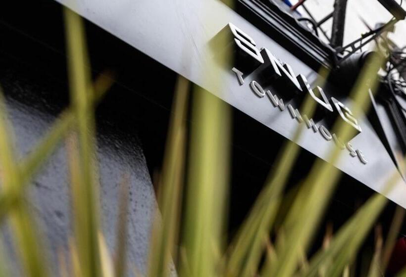 수피리어 트리플 룸, The Snug Townhouse