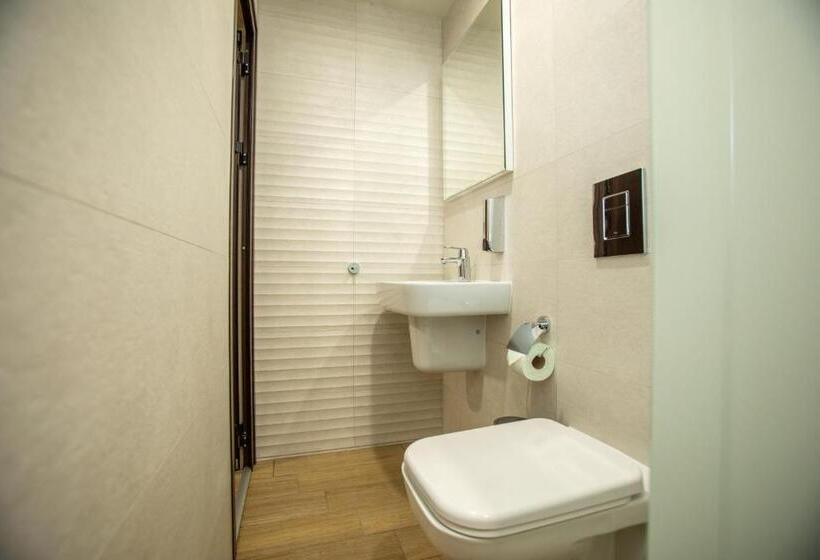 Habitació Estàndard Vista Jardí, семеен хотел чардаците