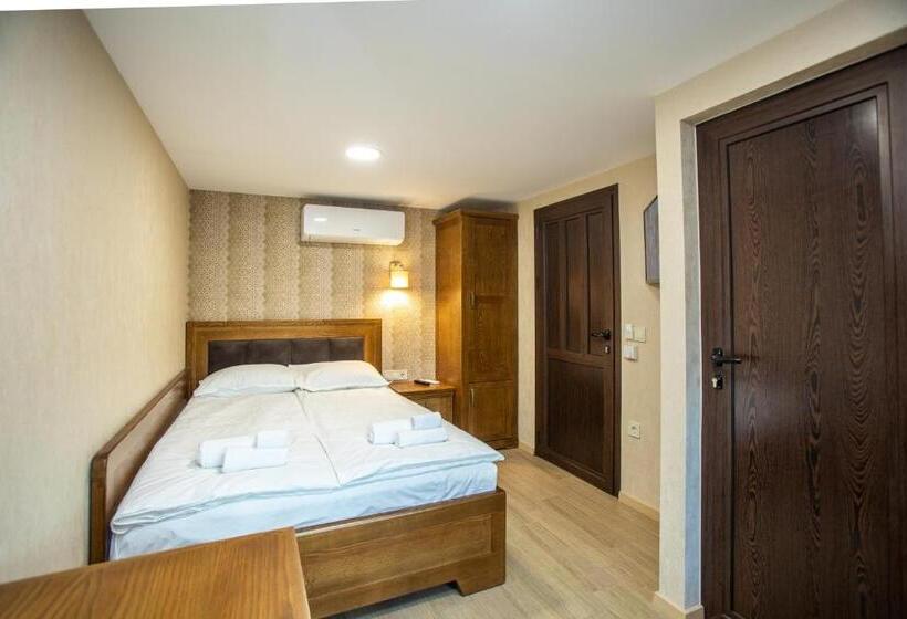 Habitació Estàndard Vista Jardí, семеен хотел чардаците