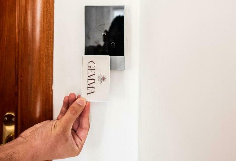 اتاق استاندارد سه نفره, B&b Lo Scrigno