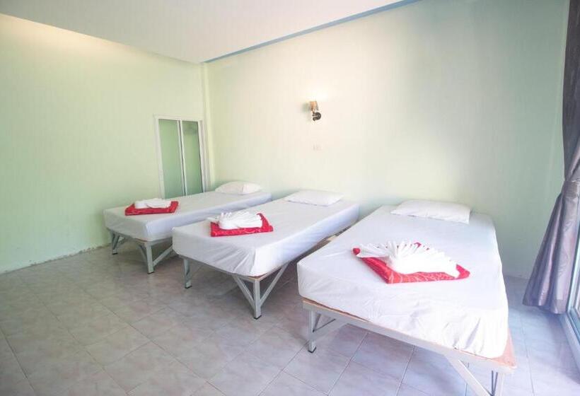 스탠다드 트리플 룸 가든 전망, Best House Resort