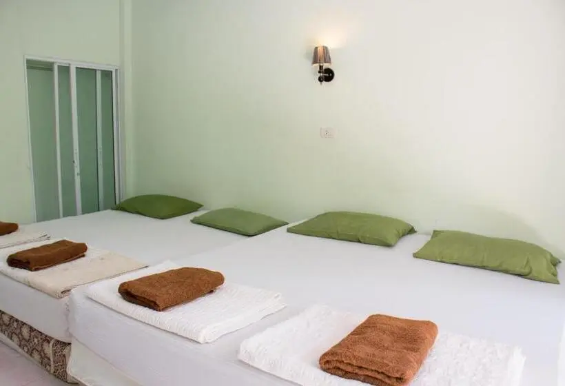 スタンダード４人部屋, Best House Resort