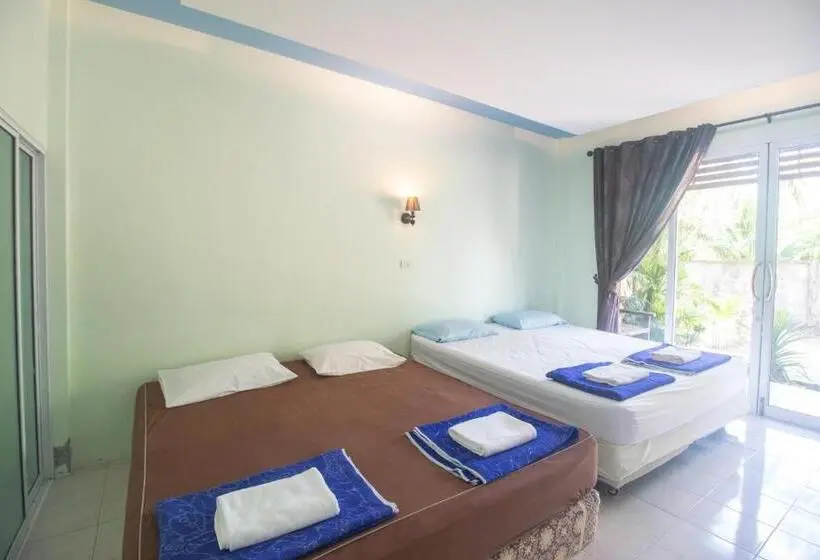 スタンダード４人部屋, Best House Resort