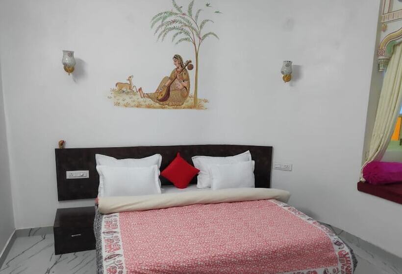 Camera Deluxe, Ushaan Haveli