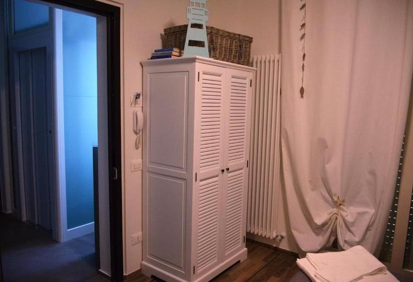 اتاق استاندارد سه نفره, La Sciabbega B&b