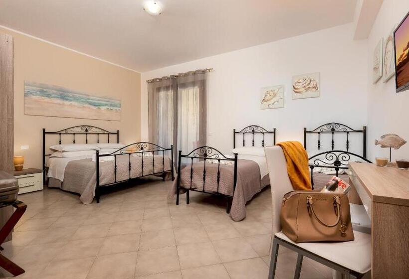 四人标准间, Samira