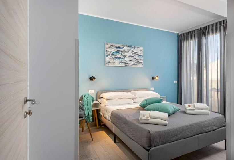 高级大房间, Samira