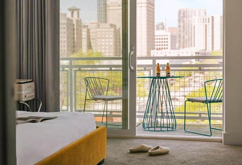 شقة غرفتين, Sonder Midtown South