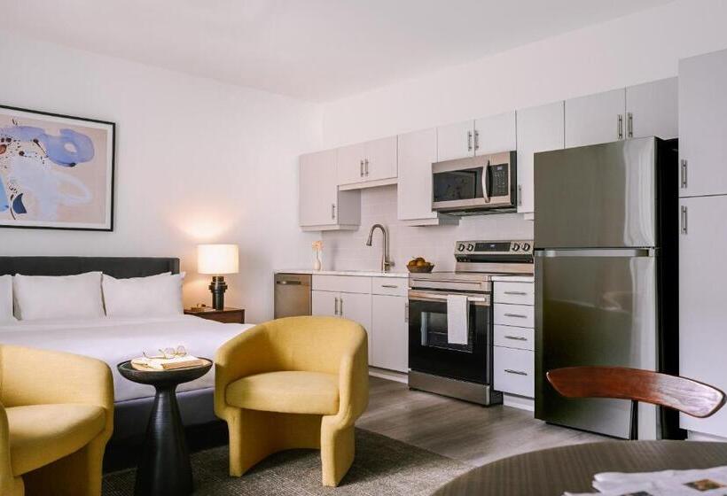 סטודיו סטנדרט עם מרפסת, Sonder Midtown South