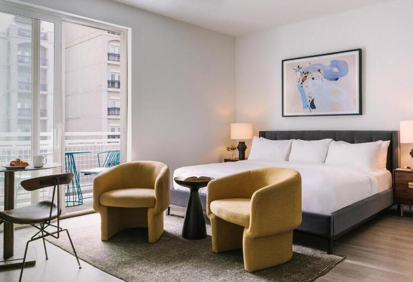 标准工作室带阳台, Sonder Midtown South