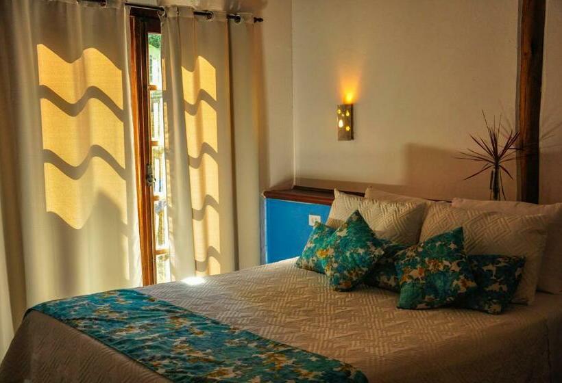 Номер Deluxe с Балконом, Gaia Gardens Pousada