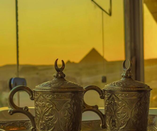 غرفة ديلوكس, Queen Pyramids View