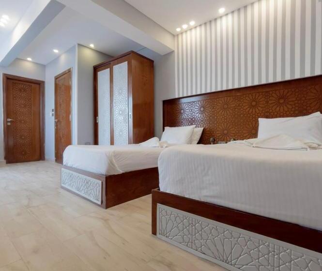 غرفة ديلوكس, Queen Pyramids View