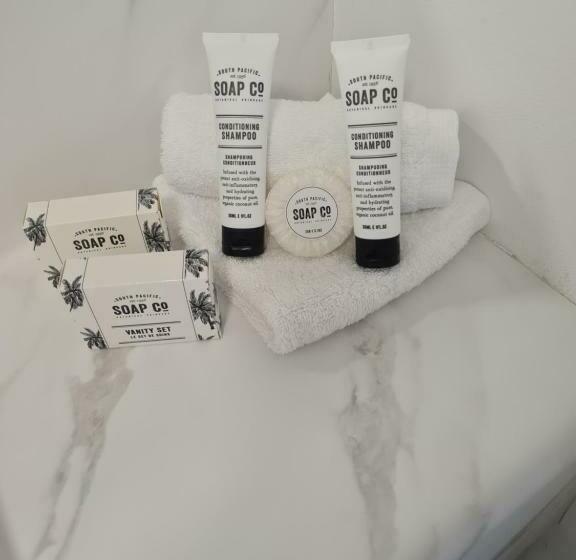 带海景的复工套房, The Wharf Seaview Apartments By Avi