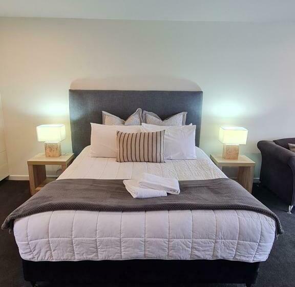 带海景的复工套房, The Wharf Seaview Apartments By Avi