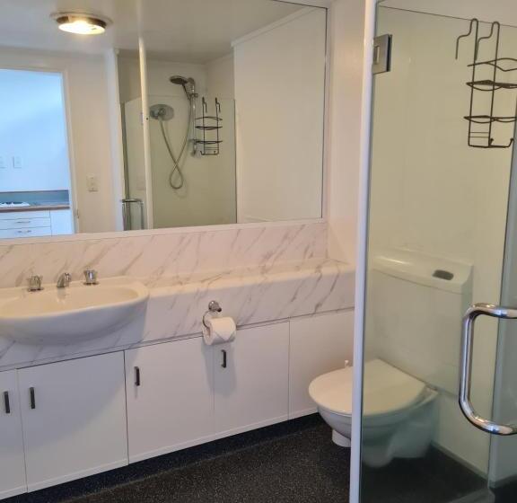 带海景的复工套房, The Wharf Seaview Apartments By Avi